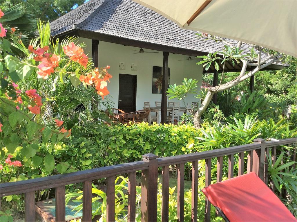 Taman Dewi Sri Villa Et Bungalow Pemuteran Exterior foto