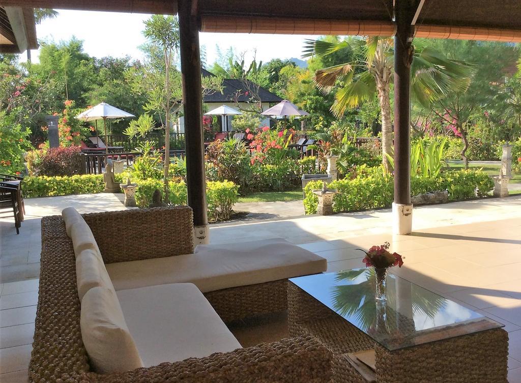 Taman Dewi Sri Villa Et Bungalow Pemuteran Exterior foto